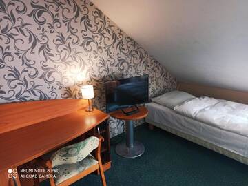 Фото номера Трехместный номер Мотели Motel Petro г. Тожим 2
